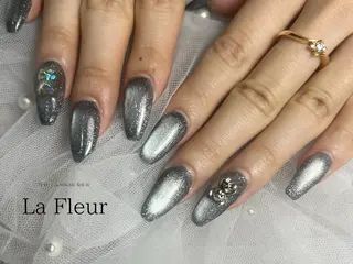 ネイル H. Sayuriのネイルデザイン