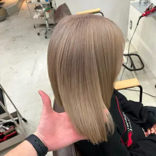 ミディアム カラー オカベ ショウマのヘアスタイル