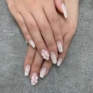 ネイル MAXKELLY ANNAのネイルデザイン