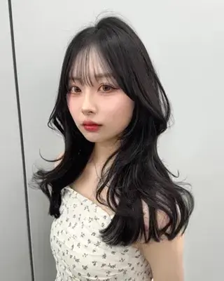 カラー 似合わせトレンド🤍 韓国スタイル🤍のヘアスタイル