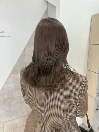 ロング カラー GO TODAY SHAiRE SALON所属・SAKINO． ベージュカラーのヘアスタイル