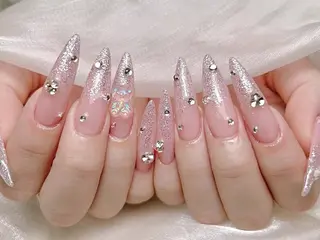 ネイル Shis_🦄shi 韓国風キラキラネイルのネイルデザイン