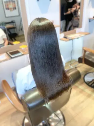 カラー 堀 望美のヘアスタイル