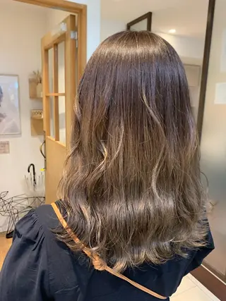 ロング 庄司 沙羅のヘアスタイル