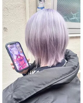 ショート カラー GARU-ガル-所属・TSUNO🦖 派手髪/オタク美容師のヘアスタイル