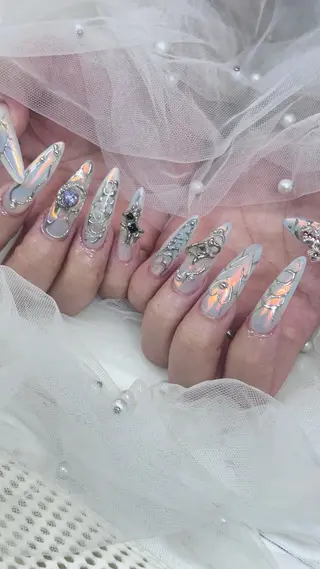 ネイル Prunelle Sawaneのネイルデザイン