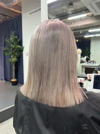 ミディアム カラー ハイトーン&髪質改善 &韓国エクステ🤎のヘアスタイル