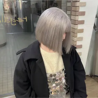 ミディアム カラー regalo 森重ユウのヘアスタイル