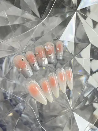 ネイル May. 昭和町のネイルデザイン