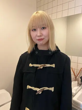 ミディアム 舟橋耀/ブリーチカラ ー/レイヤーカットのヘアスタイル