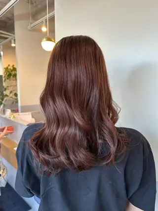 ロング カラー 三浦 彩那のヘアスタイル