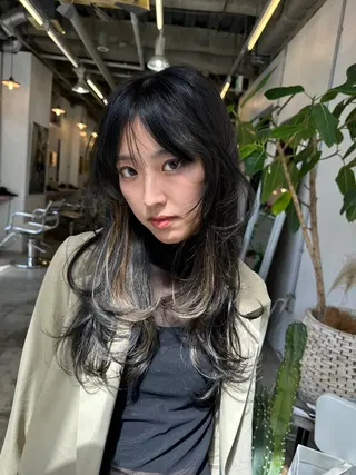 ロング 小森 祐希のヘアスタイル