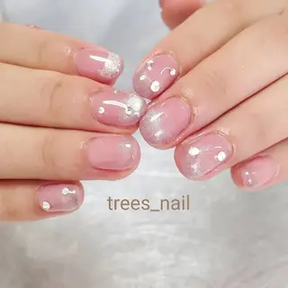 ネイル trees_ nailのネイルデザイン