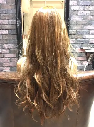 ロング olga所属・松尾謙佑【ハイライト LEDエクステ】のヘアスタイル