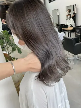 ミディアム カラー ヘアアレンジ 坂齋大地／レイヤー/ ミルクティーのヘアスタイル