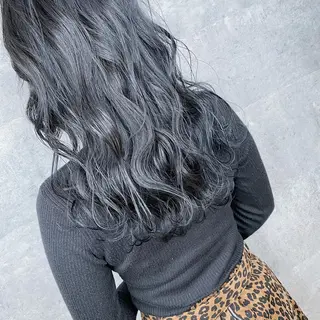 セミロング カラー _WHITE 天王寺のヘアスタイル