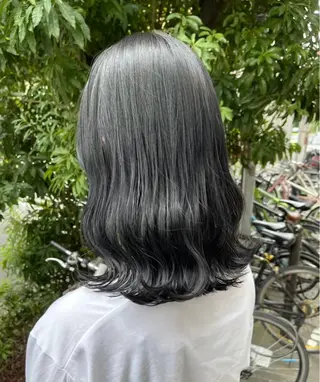 ミディアム みゆ/ カラーリスト🎀のヘアスタイル