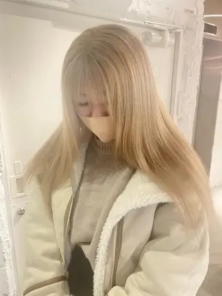 ロング カラー 艶ハイトーン👑♡ NATSUKIのヘアスタイル