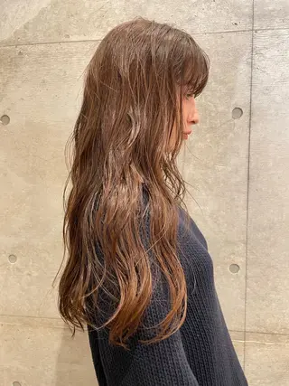 ロング Luxe所属・Luxe表参道 髪質改善　奈良のヘアスタイル
