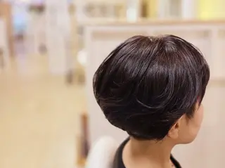 ショート 田中 牧子のヘアスタイル