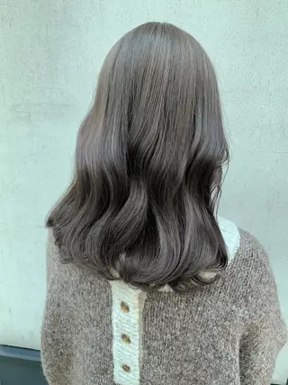 ミディアム カラー ヘアアレンジ yuka .のヘアスタイル