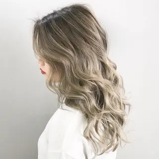 セミロング カラー ANBEL所属・ANBEL代表 西尾裕樹のヘアスタイル