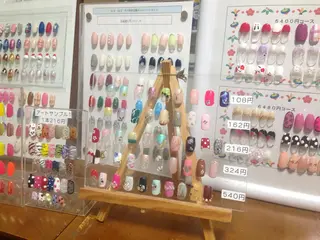 ネイル リラネイル所属・福田 美代子のネイルデザイン