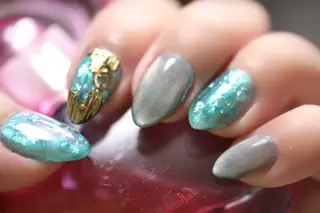 ネイル ママリンド　志村坂上店所属・しみ えんのネイルデザイン