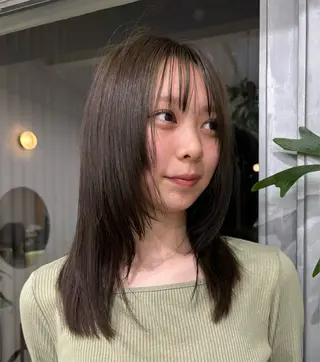 カラー BROUN®所属・透明感/暖色カラー yukinaのヘアスタイル