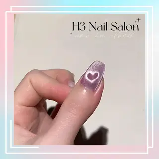 ミディアム H3 ネイル サロンのネイルデザイン