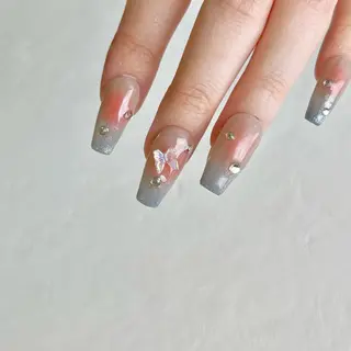 ネイル May. 昭和町のネイルデザイン