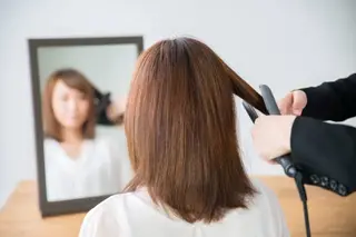 ミディアム 衞藤 諒一のヘアスタイル