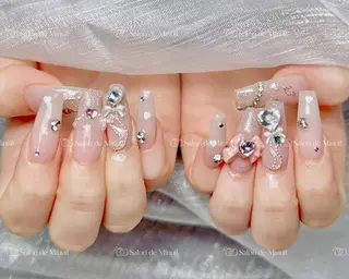 ネイル Salon de Minuit🦩のネイルデザイン