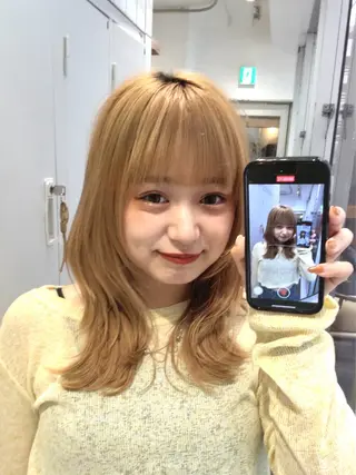 セミロング カラー SALOWIN新宿三丁目【サロウィン】所属・レイヤー🔶髪質改善 🔶透明感カラー青木のヘアスタイル