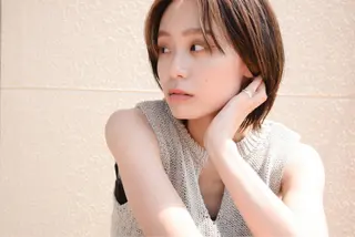 ミディアム カラー 渡辺 優のヘアスタイル
