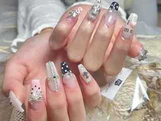 ネイル Maggie 🎀ネイル❤️イイのネイルデザイン