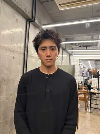 ショート メンズ 《メンズ支持NO.1 ×艶ブラウン》ソウタのヘアスタイル
