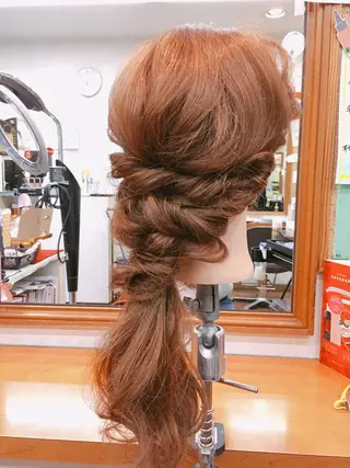 ヘアアレンジ YAP！HAIR所属・YAP！HAIR トコツメアヤノのヘアスタイル