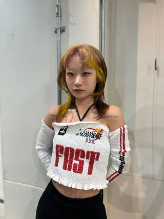 セミロング AYA 【HIKARIS】のヘアスタイル