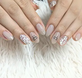 ネイル 會田 瑠衣のネイルデザイン