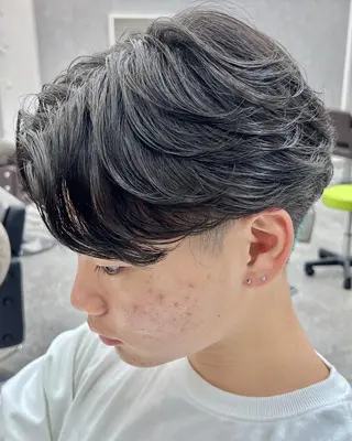 パーマ メンズ GLOP HOMME 店長　アオトのヘアスタイル