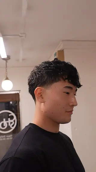 ショート パーマ メンズ ヘアーサロンチョップ所属・Yu uのヘアスタイル