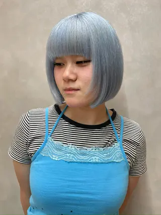 カラー Riri /ブリーチのヘアスタイル