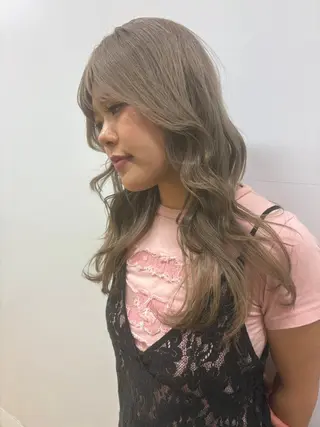 ロング カラー 透明感/韓国風 🇰🇷RYUKIのヘアスタイル