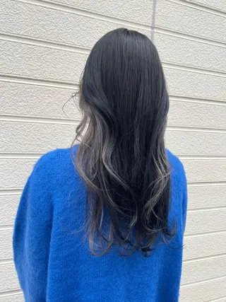 ロング ハイトーン/ ダブルカラー/透明感のヘアスタイル