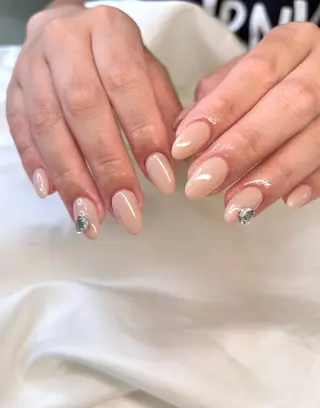ネイル Emma Jewel🏛️♡のネイルデザイン