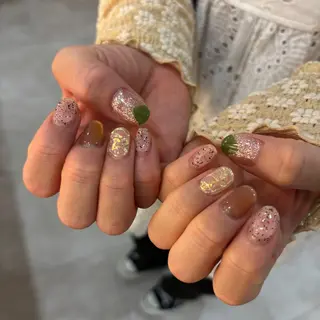 ネイル 栗田 ゆう子のネイルデザイン