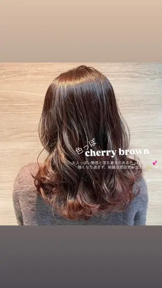 ミディアム カラー Hairmakefox所属・栄美容師/ハイトーン /大橋美桜菜のヘアスタイル