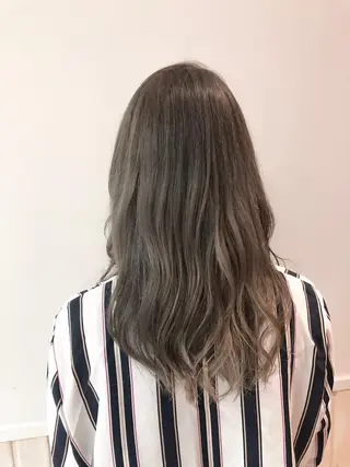 セミロング カラー un所属・un 溝の口 伊豆本のマツエク・マツパデザイン