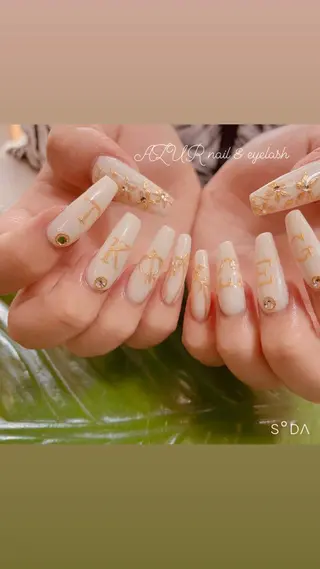 ネイル AZUR N&eyelashのネイルデザイン